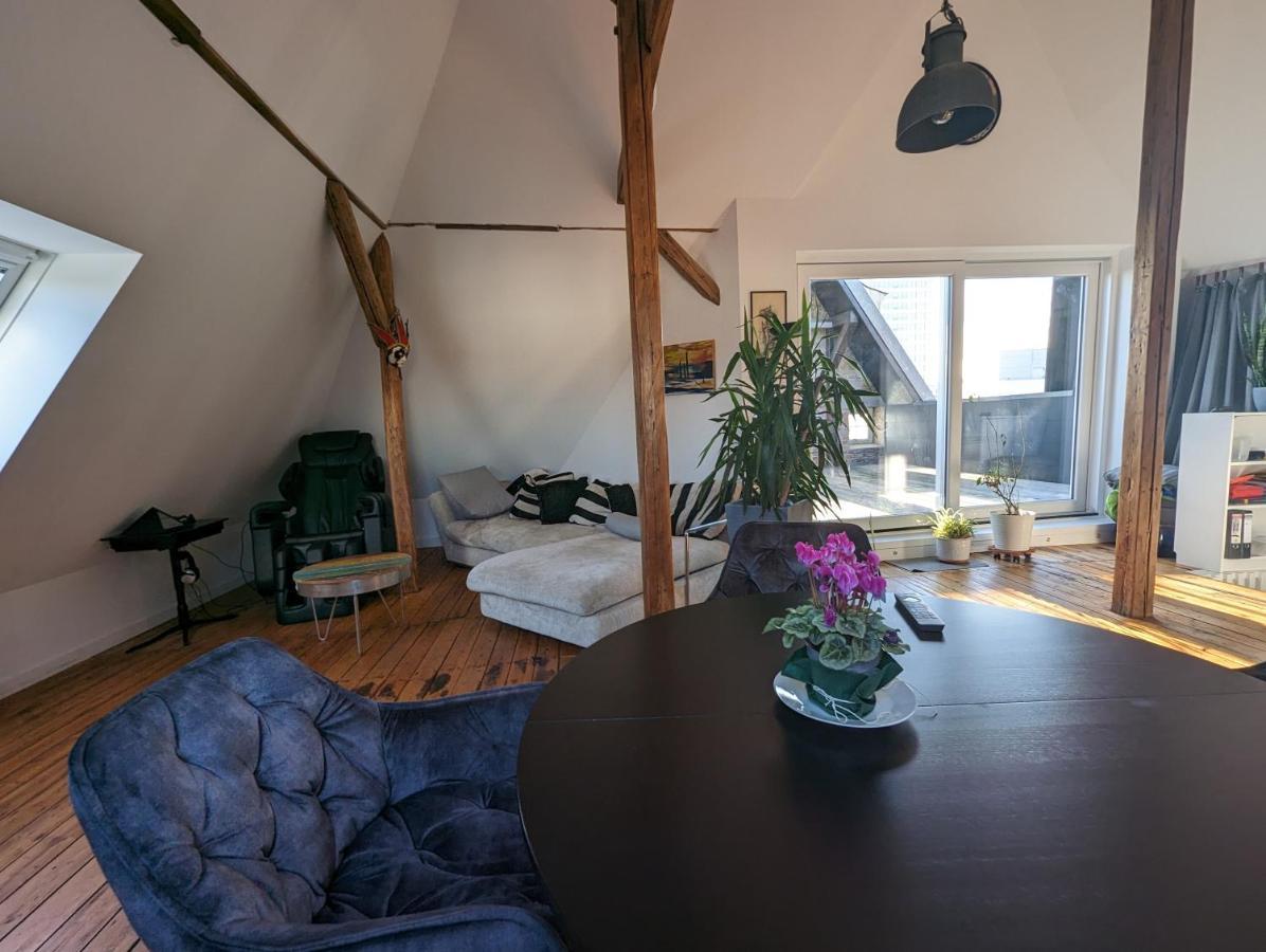 Apartment Luxurioeses Penthouse Mit Dachterrasse & Massagesessel Em-apartments Deutschland *
