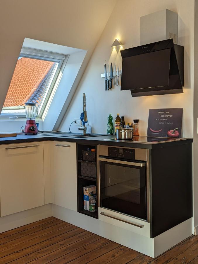 Luxurioeses Penthouse Mit Dachterrasse & Massagesessel Em-apartments Deutschland Bielefeld