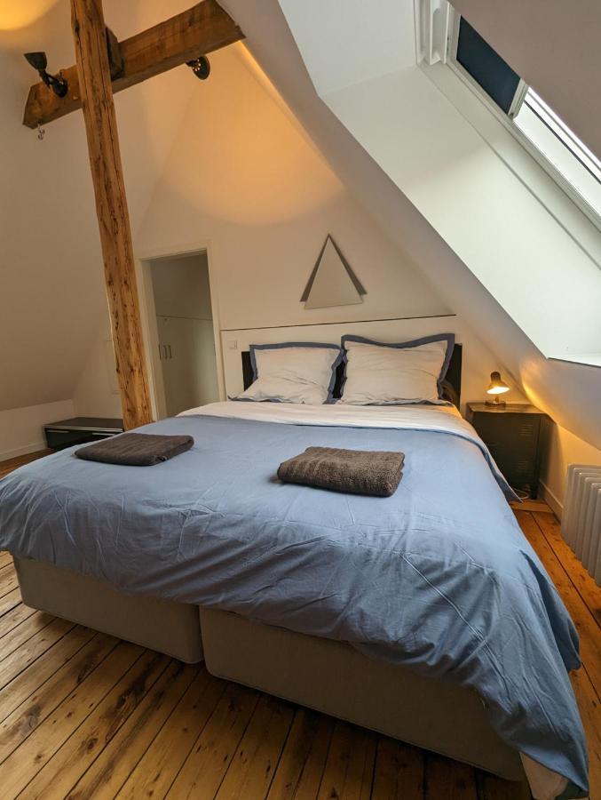 Luxurioeses Penthouse Mit Dachterrasse & Massagesessel Em-apartments Deutschland Apartment