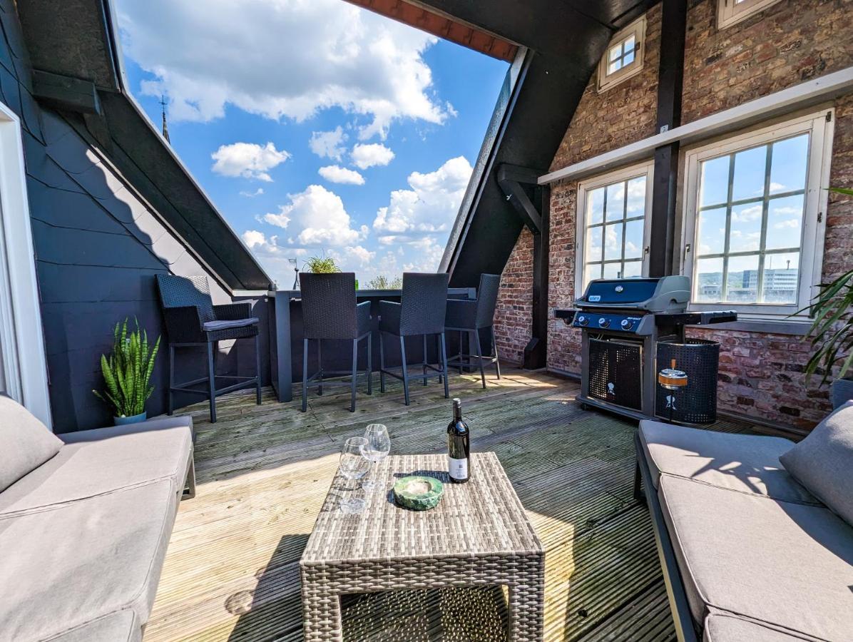 Luxurioeses Penthouse Mit Dachterrasse & Massagesessel Em-apartments Deutschland Bielefeld